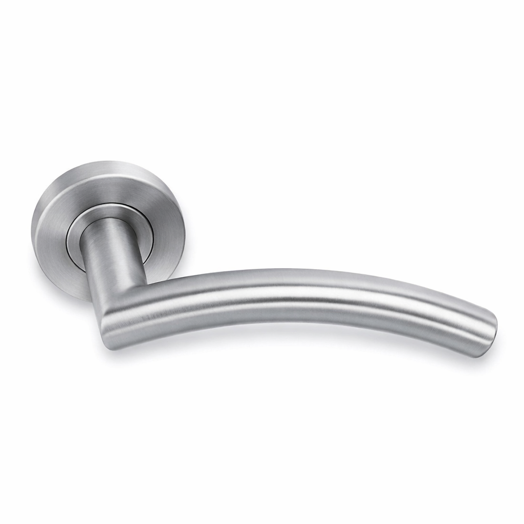 Maniglia curva Nix tubolare in acciaio inox con rosetta tonda per porte