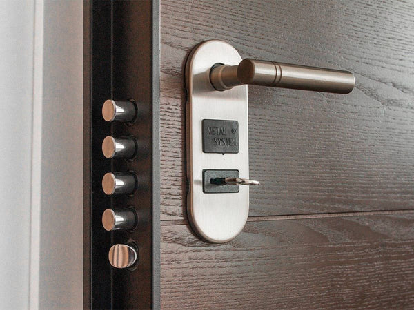 Serrature per porte in legno